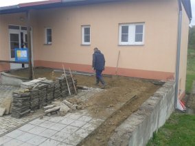 Oprava tarasu u Orlovny 28.-29.4.2017